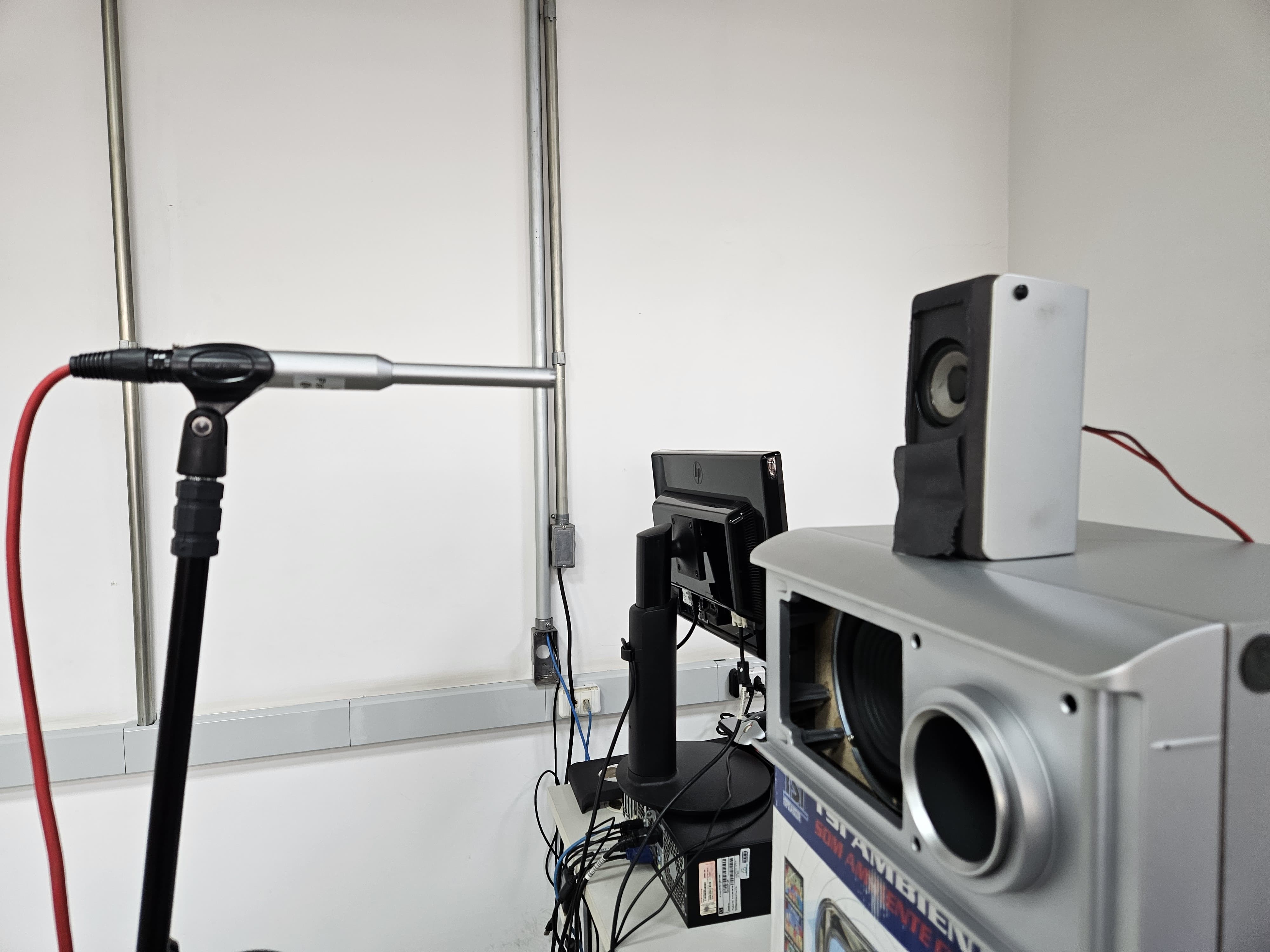 Woofer Near-Field Mic Recording